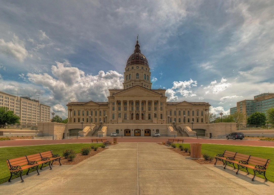 Kansas digital data destruction regulatory laws.